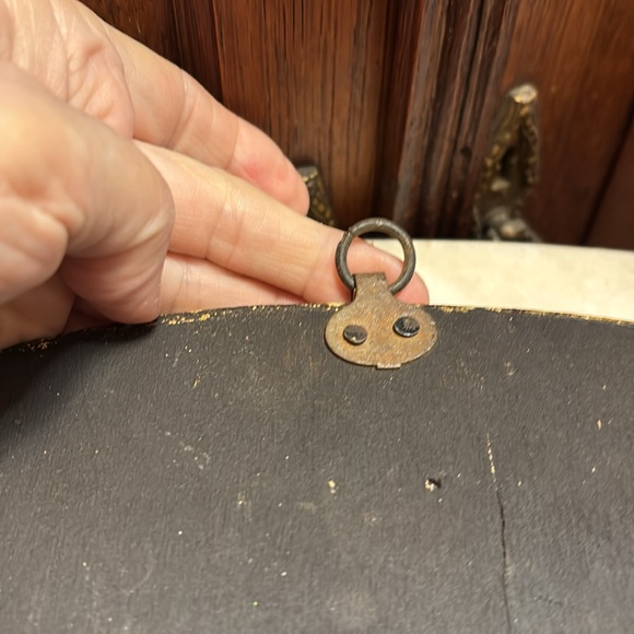 Antique ornate gold frame print of the Madonna and child - Picture 9 of 12